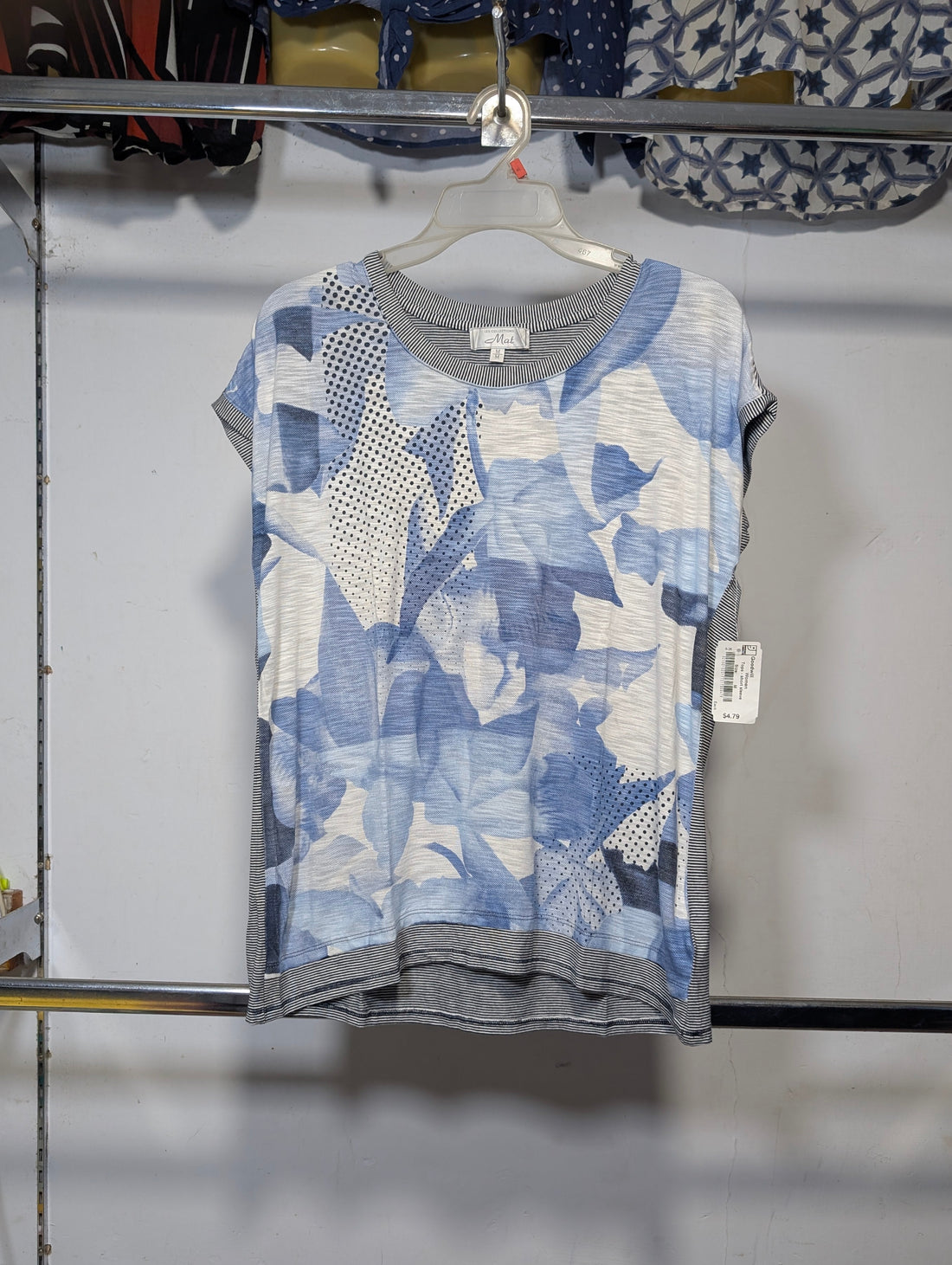 Abstract Blue & White Striped Trim Casual Top